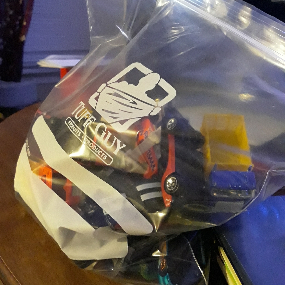HOT WHEELS AND MATCHBOX CARS SOME NEVER OPENED